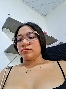 -VICKKY online show from 06.15.26