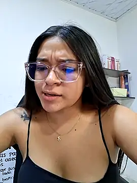 -VICKKY online show from 06.30.26