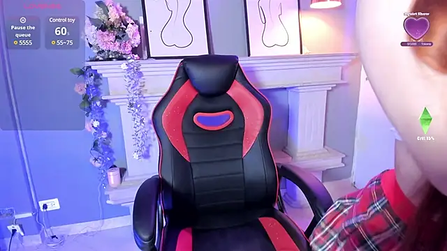 Snapshot of tiffany_becker chatting on 03.20.25 tiffany becker online show from 03.20.25