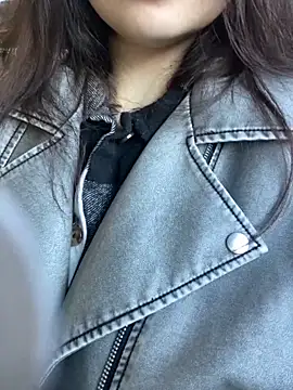 Snapshot of AnaWest chatting on 09.29.25 AnaWest online show from 09.29.25