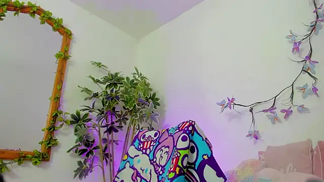 Snapshot of BonnieCute_ chatting on 02.02.26 BonnieCute online show from 02.02.26