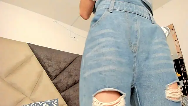 Snapshot of BonnieCute_ chatting on 02.07.26 BonnieCute online show from 02.07.26