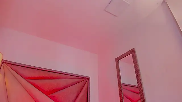 Snapshot of BonnieCute_ chatting on 02.12.26 BonnieCute online show from 02.12.26