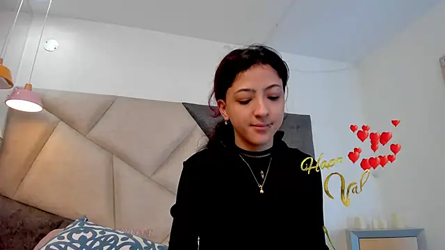 Snapshot of BonnieCute_ chatting on 02.15.26 BonnieCute online show from 02.15.26