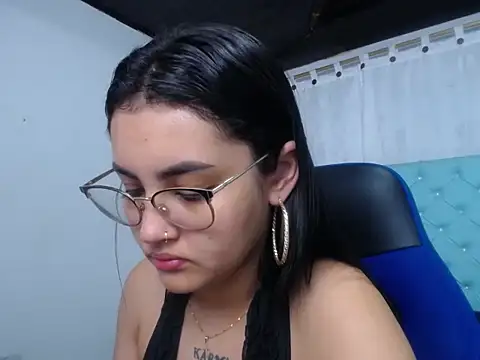 antonella sweetlittle online show from 10.28.25