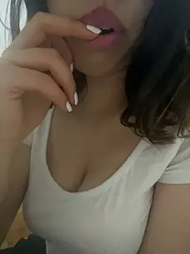 farah-36 online show from 02.22.25