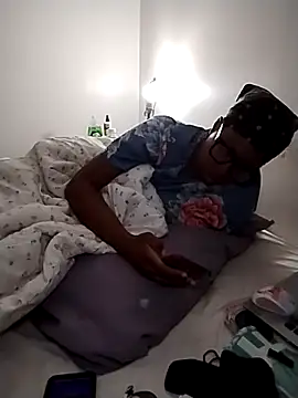 madamsensuale online show from 12.15.25