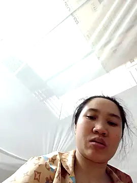 Snapshot of Dina_wet chatting on 12.22.24 Dina wet online show from 12.22.24