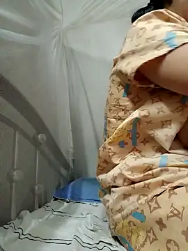 Snapshot of Dina_wet chatting on 12.23.24 Dina wet online show from 12.23.24