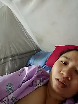 Snapshot of Dina_wet chatting on 12.28.24 Dina wet online show from 12.28.24