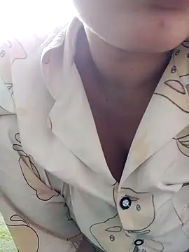 Snapshot of Dina_wet chatting on 01.12.25 Dina wet online show from 01.12.25