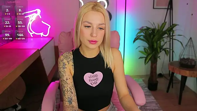 Crystal Barbie online show from 03.04.25