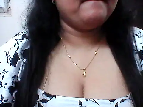 smile pretty online show from 04.21.26