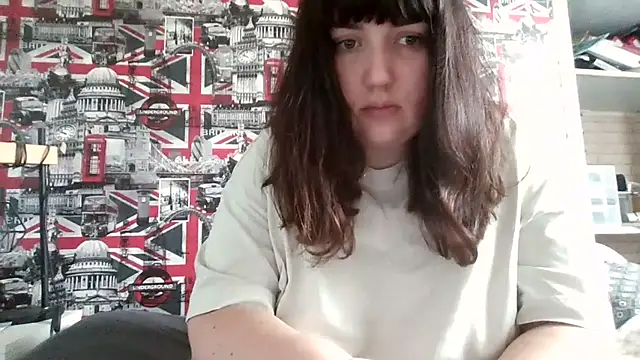 Lynylou online show from 09.19.25