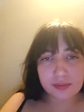 Lynylou online show from 05.10.26