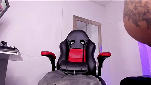 angel hardy dl online show from 11.15.25