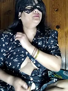 Snapshot of Cutehornycouples chatting on 06.04.26 Cutehornycouples online show from 06.04.26