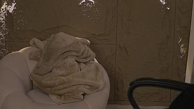 Snapshot of Logan_Varela chatting on 02.22.26 Logan Varela online show from 02.22.26