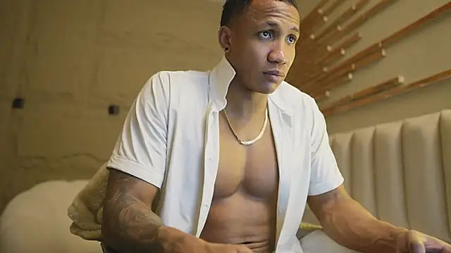 Logan Varela online show from 04.01.26