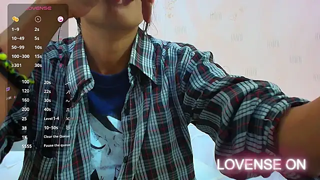 Snapshot of yourcuteneighbourr chatting on 12.26.24 yourcuteneighbourr online show from 12.26.24