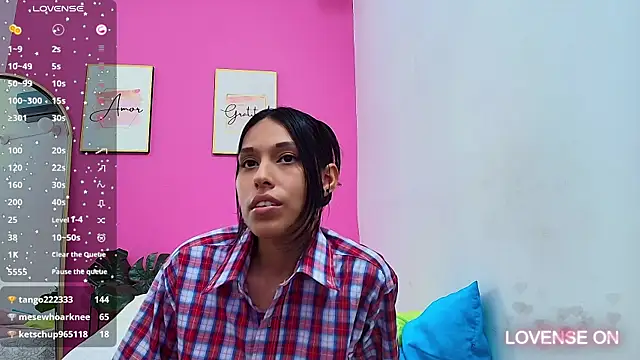 Snapshot of yourcuteneighbourr chatting on 01.03.25 yourcuteneighbourr online show from 01.03.25