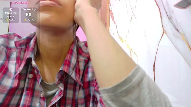 yourcuteneighbourr online show from 04.02.26