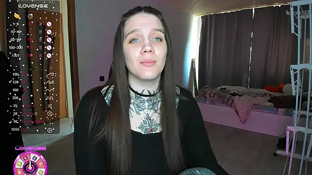 Snapshot of AizaRose chatting on 02.19.26 AizaRose online show from 02.19.26