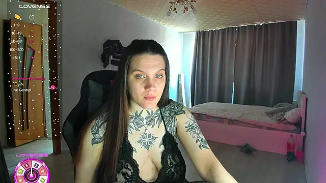 Snapshot of AizaRose chatting on 03.03.26 AizaRose online show from 03.03.26