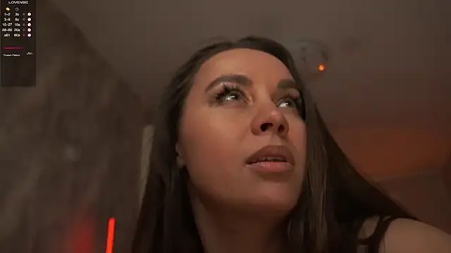 Snapshot of _seemysoul chatting on 03.18.25 seemysoul online show from 03.18.25