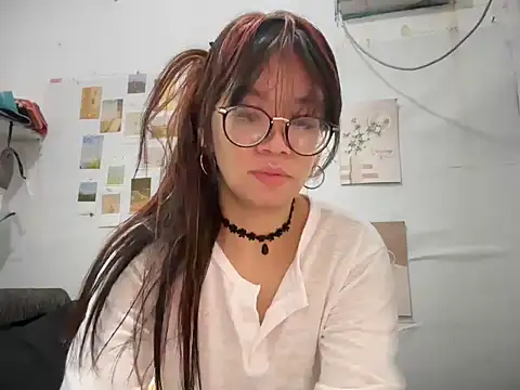 Pinkyrose111 online show from 11.23.25