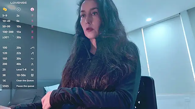 Snapshot of AndreaGomez88 chatting on 11.06.25 AndreaGomez88 online show from 11.06.25