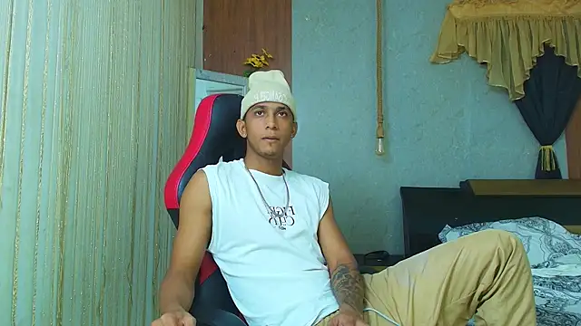 dominic smith  online show from 06.08.26