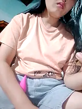 Snapshot of Hotpussy3ox chatting on 10.16.25 Hotpussy3ox online show from 10.16.25