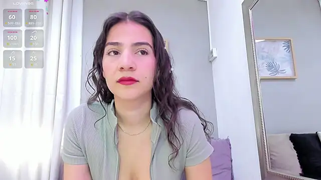 Snapshot of Miranda_doll_ chatting on 03.12.26 Miranda doll online show from 03.12.26