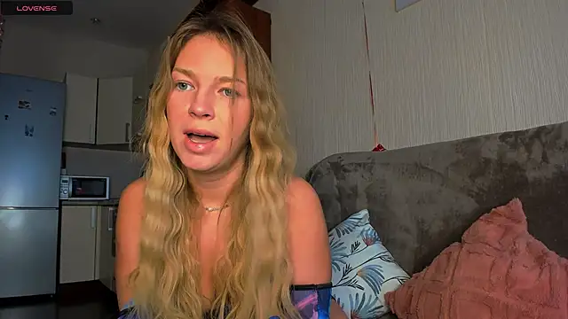 Snapshot of Jeanne_Williams chatting on 03.16.25 Jeanne Williams online show from 03.16.25