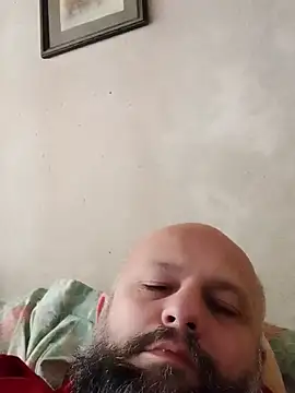 Snapshot of AlexandruCsaba chatting on 12.17.24 AlexandruCsaba online show from 12.17.24