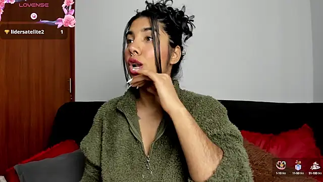 Snapshot of jasmine_bunny_ chatting on 01.23.25 jasmine bunny online show from 01.23.25