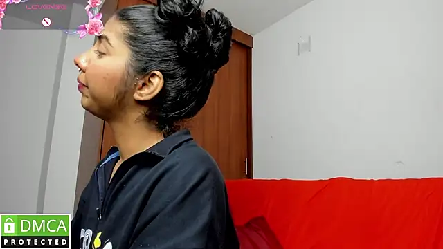 Snapshot of jasmine_bunny_ chatting on 02.15.25 jasmine bunny online show from 02.15.25