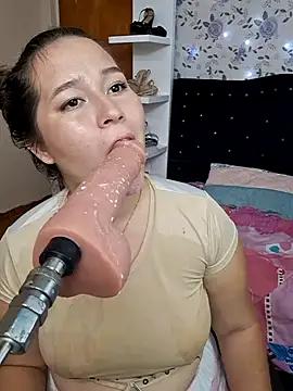 Snapshot of cattalin_luscious chatting on 01.30.25 cattalin luscious online show from 01.30.25