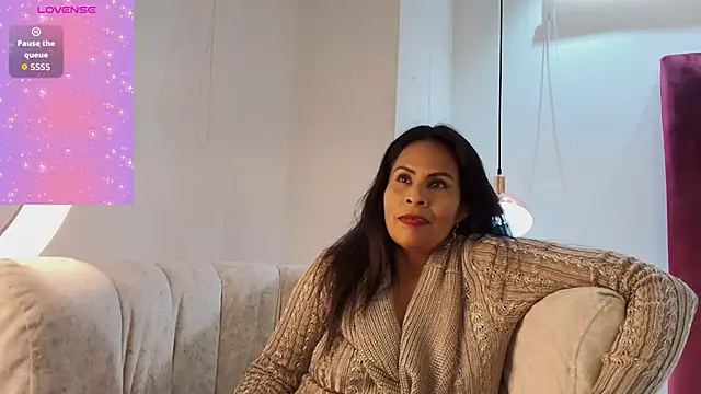 Anthonelaa   online show from 06.10.26