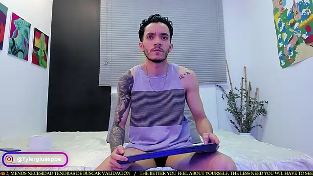 Snapshot of Tylergiuseppe_ chatting on 02.19.25 Tylergiuseppe  online show from 02.19.25
