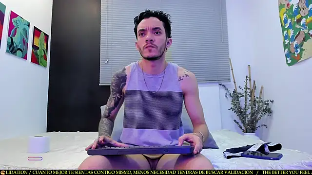 Snapshot of Tylergiuseppe_ chatting on 02.20.25 Tylergiuseppe  online show from 02.20.25