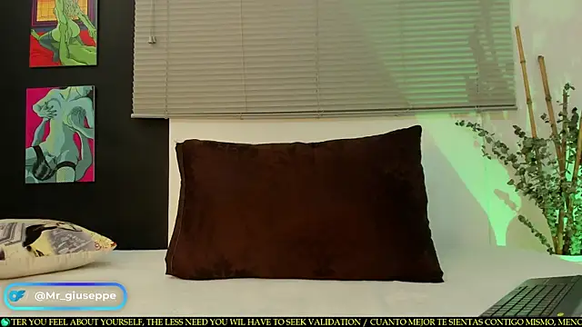 Snapshot of Tylergiuseppe_ chatting on 03.06.25 Tylergiuseppe  online show from 03.06.25
