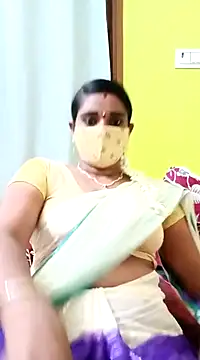 Snapshot of anisha91 chatting on 03.20.25 anisha91 online show from 03.20.25