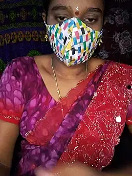 Snapshot of anisha91 chatting on 10.22.25 anisha91 online show from 10.22.25