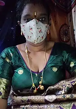 Snapshot of anisha91 chatting on 11.28.25 anisha91 online show from 11.28.25