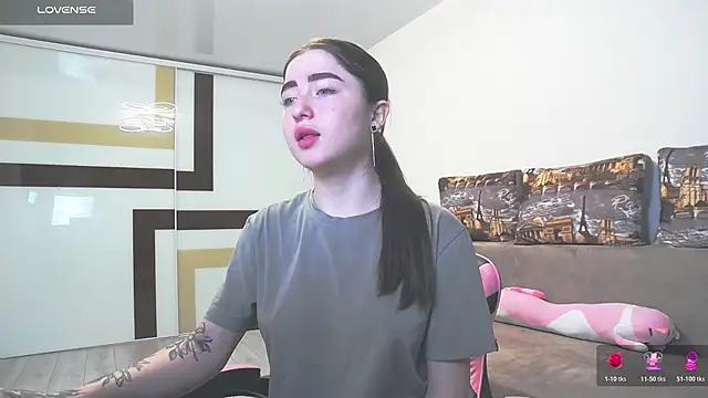 Luxuryalma online show from 06.08.26