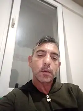 Snapshot of Egemen2245 chatting on 11.07.25 Egemen2245 online show from 11.07.25