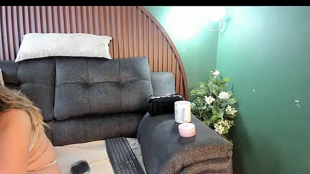 shannel  queen online show from 05.07.26