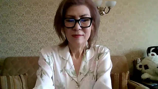 Elegant00Lady online show from 02.27.26